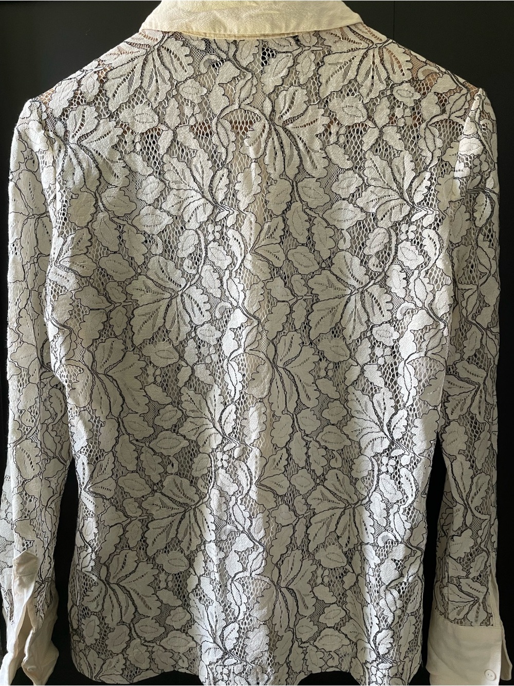 Intricate & exquisite H&M White Lace Blouse w/ Black detailing size 8 - Picture 3 of 6